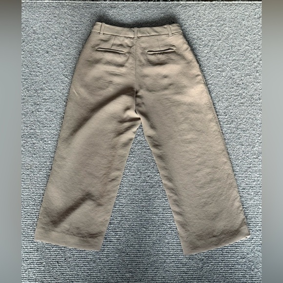 Aritzia The Effortless Pant Crepette Nomad Taupe Cropped Size 4 High Rise Wide - Picture 10 of 10